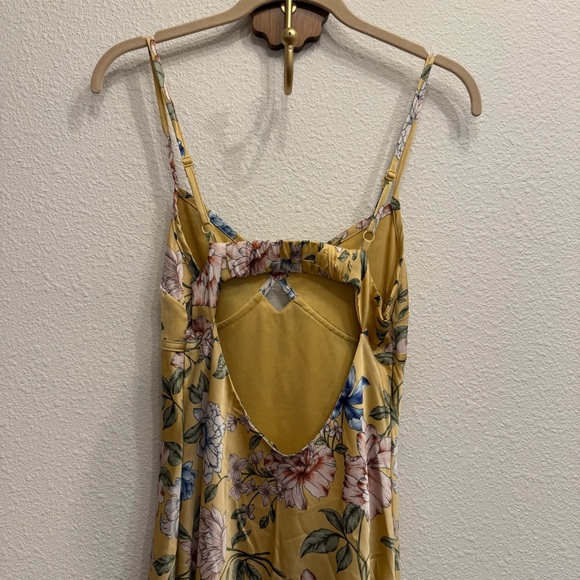 Thirty Thirty Floral Yellow Midi Dress - Picture 6 of 7
